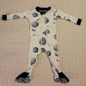 Burts Bees Baby sleeper 3-6 months